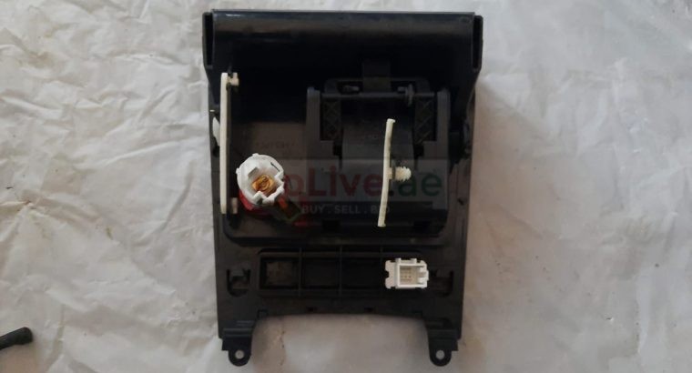 VOLKSWAGEN EOS 2009 CENTER CONSOLE ASHTRAY COMPARTMENT (FRONT) PART NO 1K0857961 ( Genuine Used VOLKSWAGON Parts )