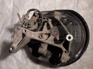 VOLKSWAGEN EOS 2009 REAR SPINDLE KNUCKLE BEARING RIGHT/LEFT PART NO 5N0615611C / 5N0515612C ( Genuine Used VOLKSWAGON Parts )