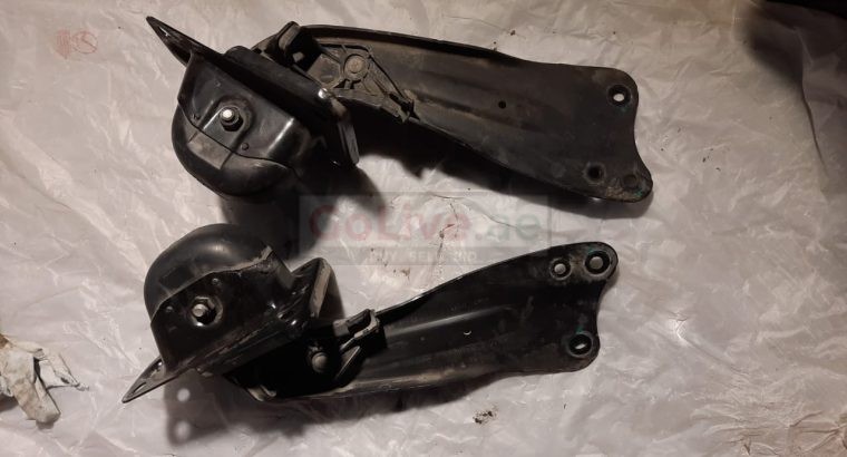 VOLKSWAGEN EOS 2009 REAR RIGHT / LEFT SUSPENSION CONTROL ARM 1K0501476 1K0505226H 1K0505130J ( Genuine Used VOLKSWAGON Parts )