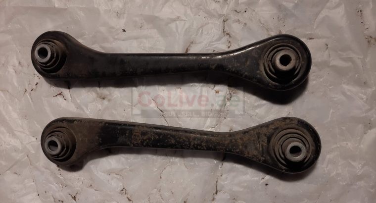 VOLKSWAGEN EOS 2009 TRACK CONTROL ARM REAR LEFT / RIGHT PART NO 1K0501529J / 1K0501530J ( Genuine Used VOLKSWAGON Parts )