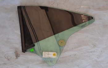 VOLKSWAGEN EOS 2009 REAR SIDE WINDOW/GLASS PART NO 1Q0845042F ( Genuine Used VOLKSWAGON Parts )