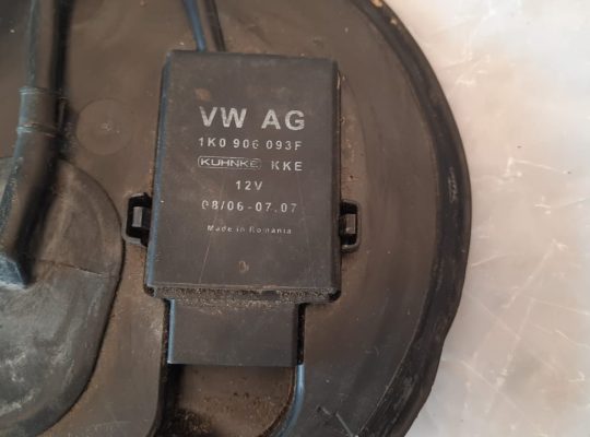 VOLKSWAGEN EOS 2009 PASSAT JETTA CC AUDI FUEL PUMP MODULE UNIT PART NO 1K0906093F ( Genuine Used VOLKSWAGON Parts )