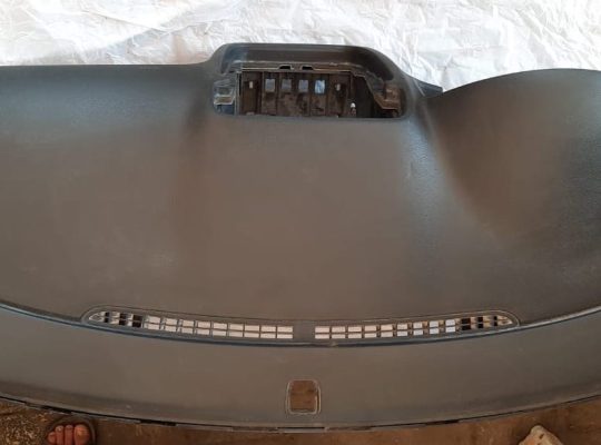 VOLKSWAGEN EOS 2009 TURBO DASHBOARD DASH BOARD / DASH ASSEMBLY ( Genuine Used VOLKSWAGON Parts )