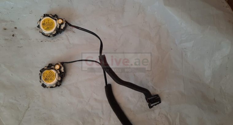 VOLKSWAGEN EOS 2009 REAR RIGHT AND LEFT TWEETER LOUDSPEAKER PART NO 1Q0035411A ( Genuine Used VOLKSWAGON Parts )