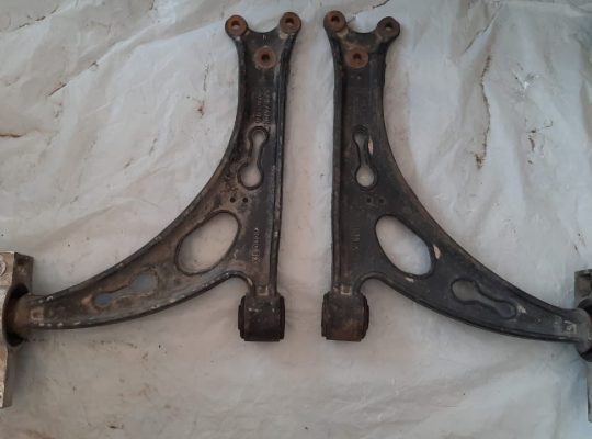 VOLKSWAGEN EOS 2009 FRONT LOWER CONTROL ARM/WISHBONE PART NO 1K0407153G ( Genuine Used VOLKSWAGON Parts )