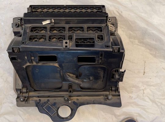 VOLKSWAGEN PASSAT 2010 GLOVE BOX STORAGE PART NO 3C1857097BC ( Genuine Used VOLKSWAGON Parts )