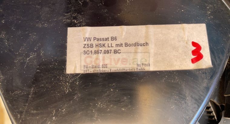 VOLKSWAGEN PASSAT 2010 GLOVE BOX STORAGE PART NO 3C1857097BC ( Genuine Used VOLKSWAGON Parts )