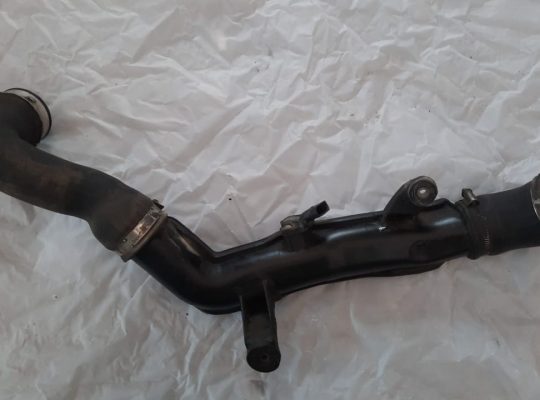 VOLKSWAGEN EOS 2009 INTERCOOLER AIR DUCT PIPE TUBE HOSE PART NO 1K0145792 1P0145792 ( Genuine Used VOLKSWAGON Parts )