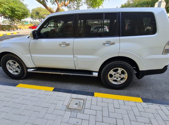 Mitsubishi Pajero 2008, Single Owner 4×4 for Sale Call 050 2134666