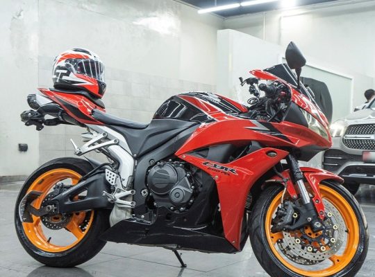 Honda CBR RR 600 CC