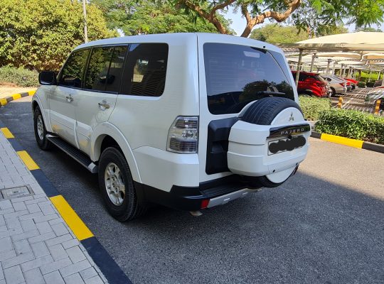 Mitsubishi Pajero 2008, Single Owner 4×4 for Sale Call 050 2134666
