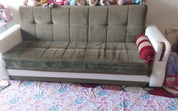 3 Seater Sofa cum Bed for Sale near Fish round about Deira