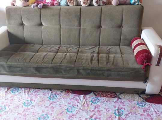 3 Seater Sofa cum Bed for Sale near Fish round about Deira