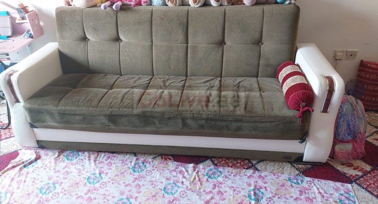 3 Seater Sofa cum Bed for Sale near Fish round about Deira