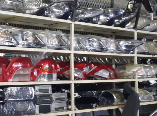 DAR AL FARAH USED TOYOTA AUTO SPARE PARTS TR. (Used auto parts, Dealer, Sharjah spare parts Markets)