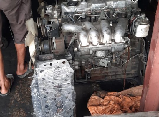 FANTAZIA USED NISSAN,HONDA, MAZDA,ISUZU AUTO SPARE PARTS TR. (Used auto parts, Dealer, Sharjah spare parts Markets)