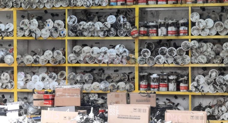 RUKN WADI A AL MADINA USED FORD, LEXUS,NISSAN AUTO. SPARE PARTS TR. (Used auto parts, Dealer, Sharjah spare parts Markets)