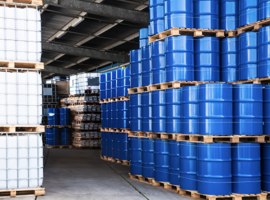 Waste plastic Drums Buyer in dubai 052 9934534