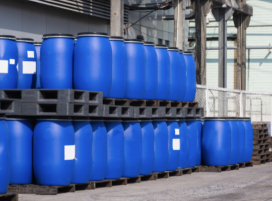 Plastic Drums Buyer in uae ( Scrap buyer in dubai )