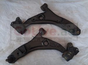 FORD EDGE 2014 LINCOLN MKX FRONT LOWER CONTROL ARM LEFT / RIGHT PART NO CT433A424AC / CT433A423AC ( Genuine Used FORD Parts )