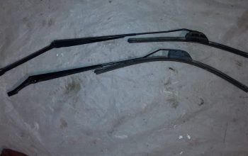 FORD EDGE 2014 LINCOLN MKX WINDSHIELD WIPER BLADES PART NO 7T4Z17528BC ( Genuine Used FORD Parts )