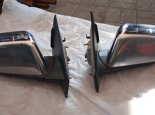 FORD EDGE 2014 LINCOLN MKX SIDE VIEW DOOR MIRROR LEFT / RIGHT SIDE PART NO BT4317683JC / BT4317682JB ( Genuine Used FORD Parts )