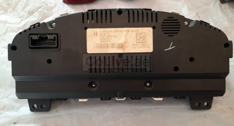 FORD EDGE 2014 DASHBOARD SPEEDOMETER PART NO ET4T-10849-HJ ( Genuine Used FORD Parts )