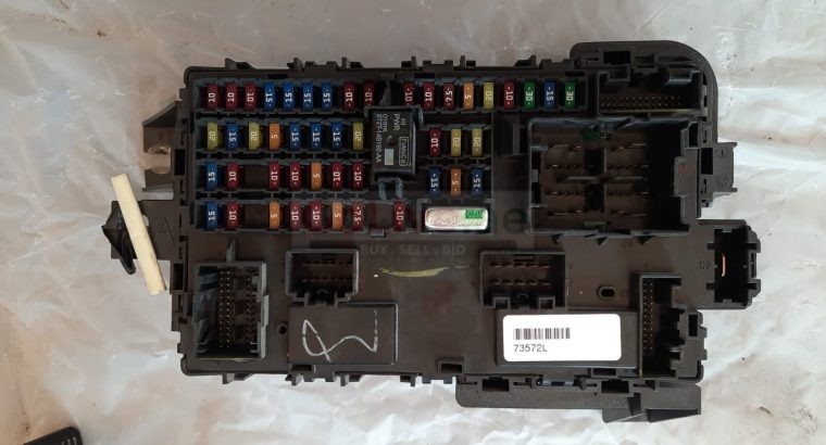 FORD EDGE 2014 BODY CONTROL MODULE / FUSE BOX PART NO EC3T14B476BA ( Genuine Used FORD Parts )