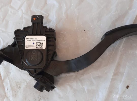 FORD EDGE 2014 ACCELERATOR GAS PEDAL PART NO DT439F836AC ( Genuine Used FORD Parts )