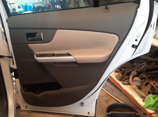 FORD EDGE 2014 REAR RIGHT SIDE DOOR ( Genuine Used FORD Parts )