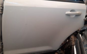 FORD EDGE 2014 BACK LEFT SIDE DOOR ( Genuine Used FORD Parts )