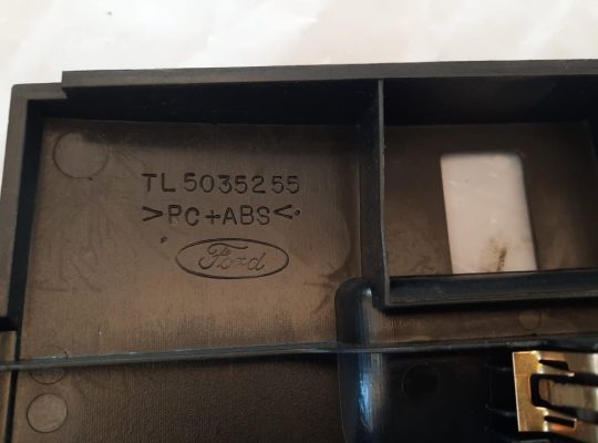 FORD EDGE 2014 CENTER CONSOLE CUP SHIFTER TRIM COVER PANEL PART NO BT43-78045A76-AB ( Genuine Used FORD Parts )