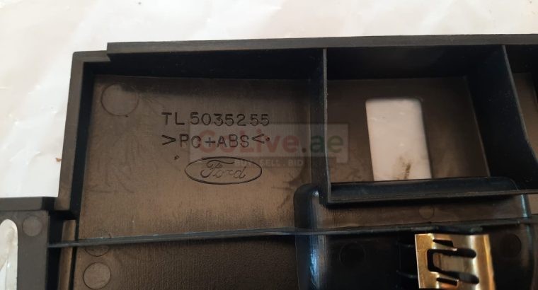 FORD EDGE 2014 CENTER CONSOLE CUP SHIFTER TRIM COVER PANEL PART NO BT43-78045A76-AB ( Genuine Used FORD Parts )