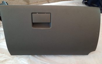 FORD EDGE 2014 DASHBOARD GLOVE BOX STORAGE COMPARTMENT PART NO CT4Z-7806024-AA ( Genuine Used FORD Parts )