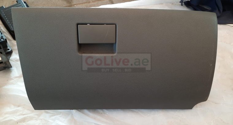 FORD EDGE 2014 DASHBOARD GLOVE BOX STORAGE COMPARTMENT PART NO CT4Z-7806024-AA ( Genuine Used FORD Parts )
