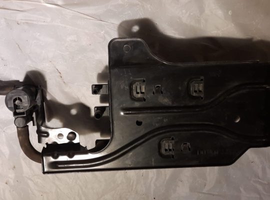 FORD EDGE 2014 LINCOLN MKX FUEL EVAPORATOR CANISTER ( Genuine Used FORD Parts )