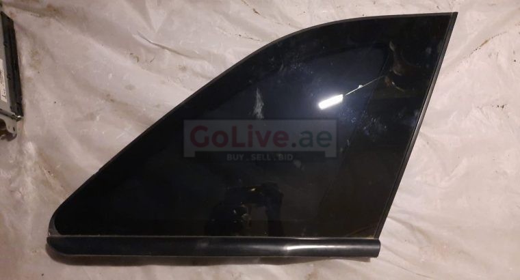 FORD EDGE 2014C LINCOLN MKX QUARTER WINDOW GLASS RIGHT SIDE PART NO 8T43-7829700-C ( Genuine Used FORD Parts )