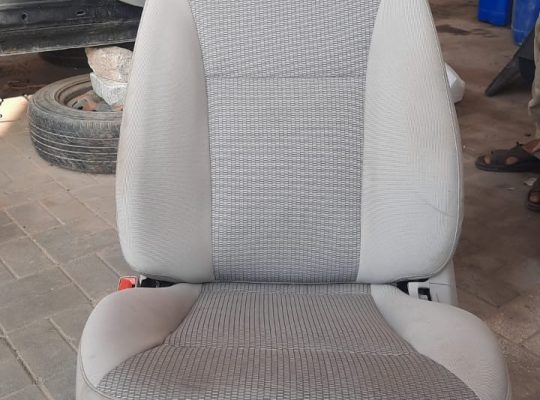 FORD EDGE 2014 FRONT LEFT DRIVER RIGHT PASSENGER AND REAR AUTO FOLDING SEATS SET ( Genuine Used FORD Parts )