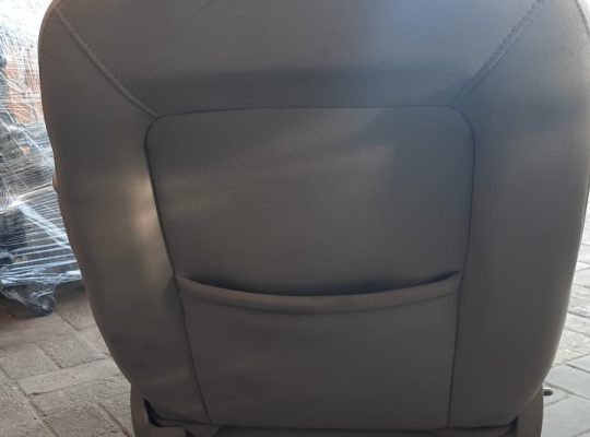 FORD EDGE 2014 FRONT LEFT DRIVER RIGHT PASSENGER AND REAR AUTO FOLDING SEATS SET ( Genuine Used FORD Parts )