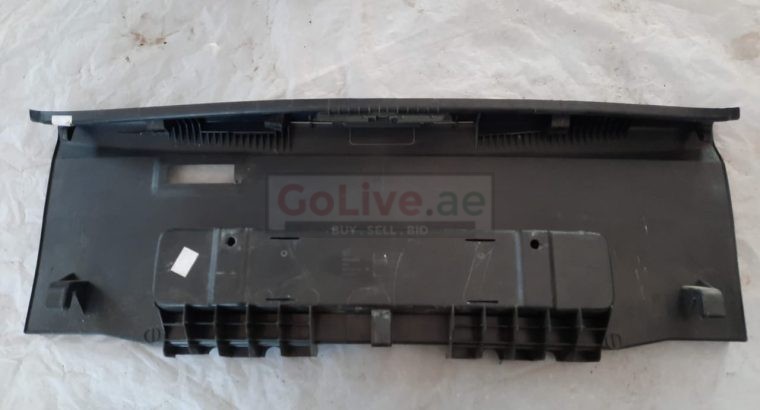 VOLKSWAGEN EOS 2009 REAR BOOT LOADING PANEL TRIM PART NO 1Q0863459A ( Genuine Used VOLKSWAGON Parts )