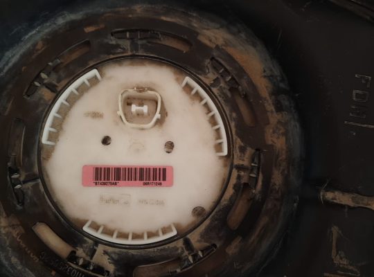 FORD EDGE 2014 FUEL TANK WITH FUEL PUMP PART NO BT4Z-9002-A / BT43-39275-AB ( Genuine Used FORD Parts )
