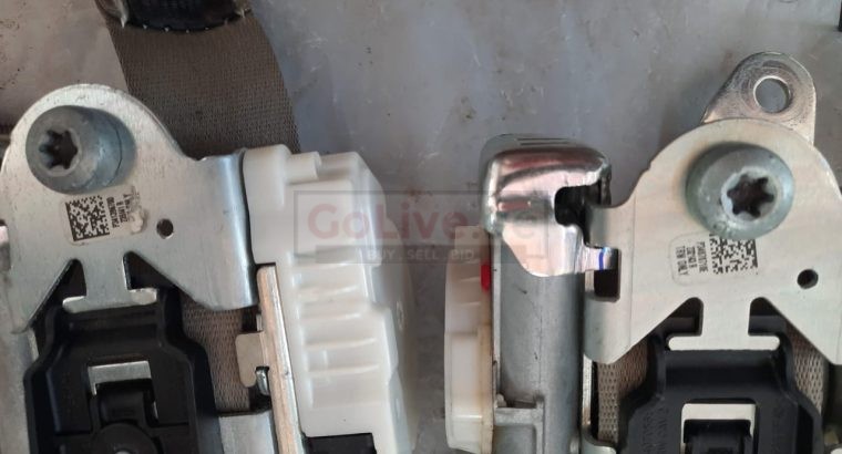 FORD EDGE 2014 FRONT LEFT DRIVER & RIGHT PASSENGER SEAT BELTS RETRACTOR WITH TITANIUM ( Genuine Used FORD Parts )