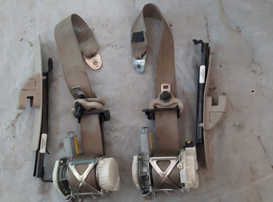 FORD EDGE 2014 FRONT LEFT DRIVER & RIGHT PASSENGER SEAT BELTS RETRACTOR WITH TITANIUM ( Genuine Used FORD Parts )