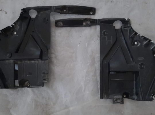 FORD EDGE 2014 REAR BUMPER UPPER RETAINER LEFT / RIGHT PART NO BT43-17D981-A / BT43-17D980-A ( Genuine Used FORD Parts )