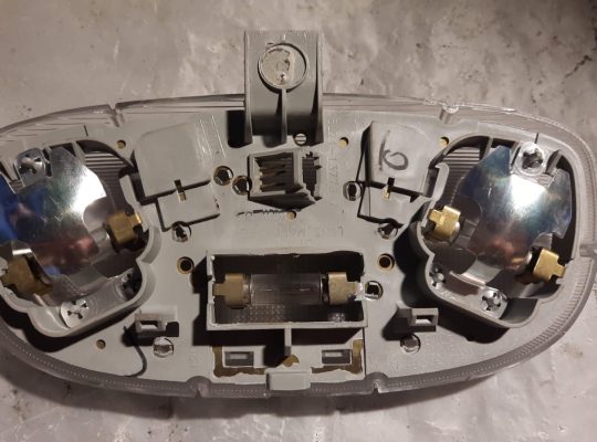 FORD EDGE 2014 OVERHEAD DOME LAMP MAP LIGHT PART NO 5L24-13776-A ( Genuine Used FORD Parts )