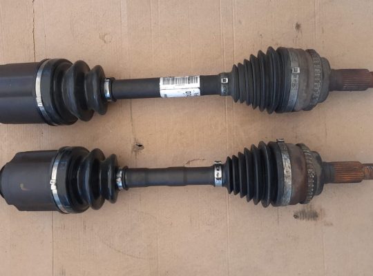 FORD EDGE 2014 LINCOLN MKX FRONT LEFT AND RIGHT AXLE SHAFTS PART NO DT43-3A428-B / DT43-3A427-B ( Genuine Used FORD Parts )