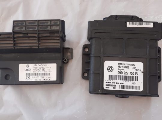 AUDI Q7 2007 CONVENIENCE & GEARBOX CONTROL MODULE PART NO 4F0907280 4F0910280 09D927750 ( Genuine Used AUDI Parts )
