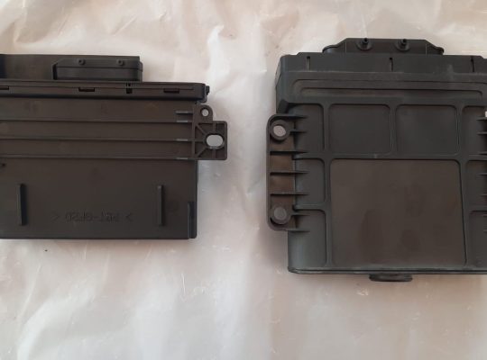 AUDI Q7 2007 CONVENIENCE & GEARBOX CONTROL MODULE PART NO 4F0907280 4F0910280 09D927750 ( Genuine Used AUDI Parts )