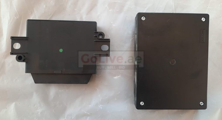AUDI Q7 2007 KEYLESS ENTRY & PARKING AID SENSOR CONTROL MODULE UNIT WITH BRACKET PART NO 4L0907335 4F0919283G 4F0910283G 4L0907179