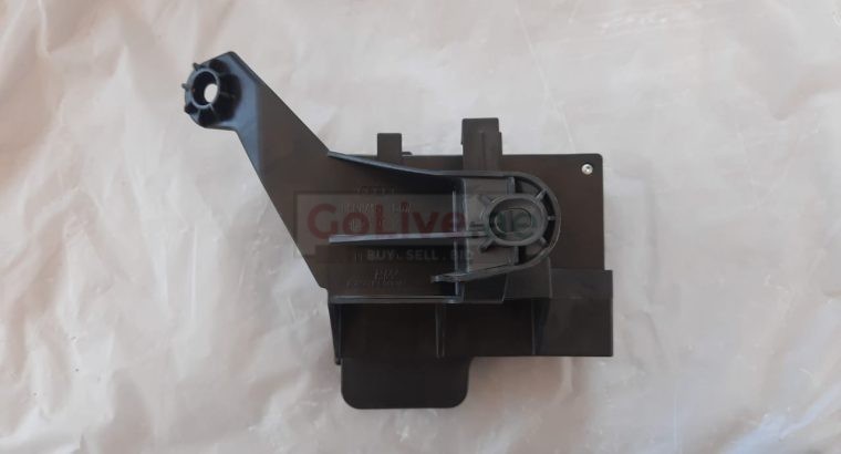 AUDI Q7 2007 KEYLESS ENTRY & PARKING AID SENSOR CONTROL MODULE UNIT WITH BRACKET PART NO 4L0907335 4F0919283G 4F0910283G 4L0907179